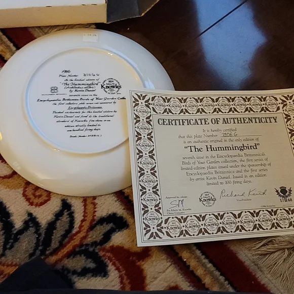 Hummingbird Plate - Picture 8 of 9